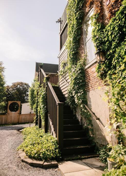 Creative Private Attic 1Br Suite Honey Brook Exteriör bild